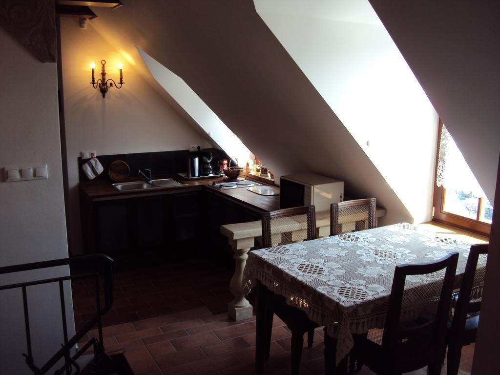 Castle Kastiel Kotesova Apartment Luaran gambar