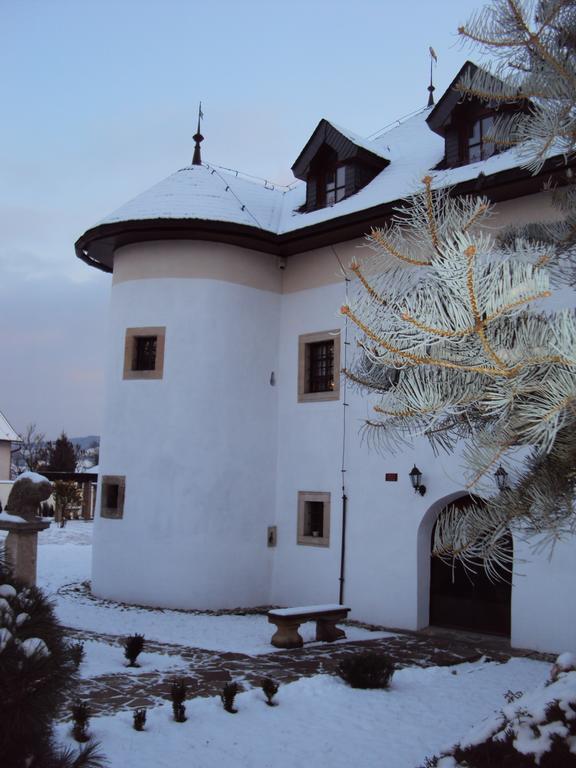 Castle Kastiel Kotesova Apartment Luaran gambar