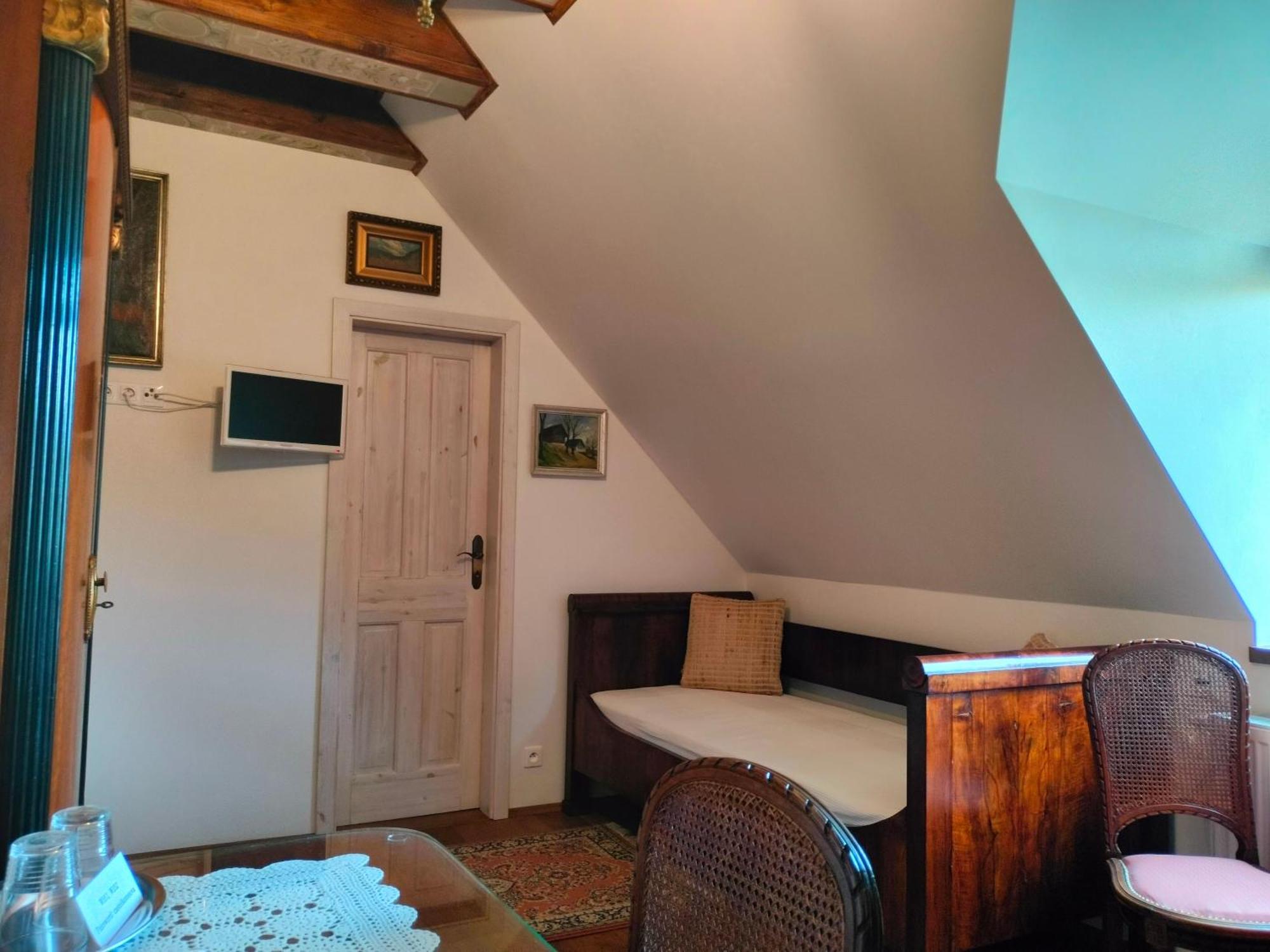 Castle Kastiel Kotesova Apartment Luaran gambar