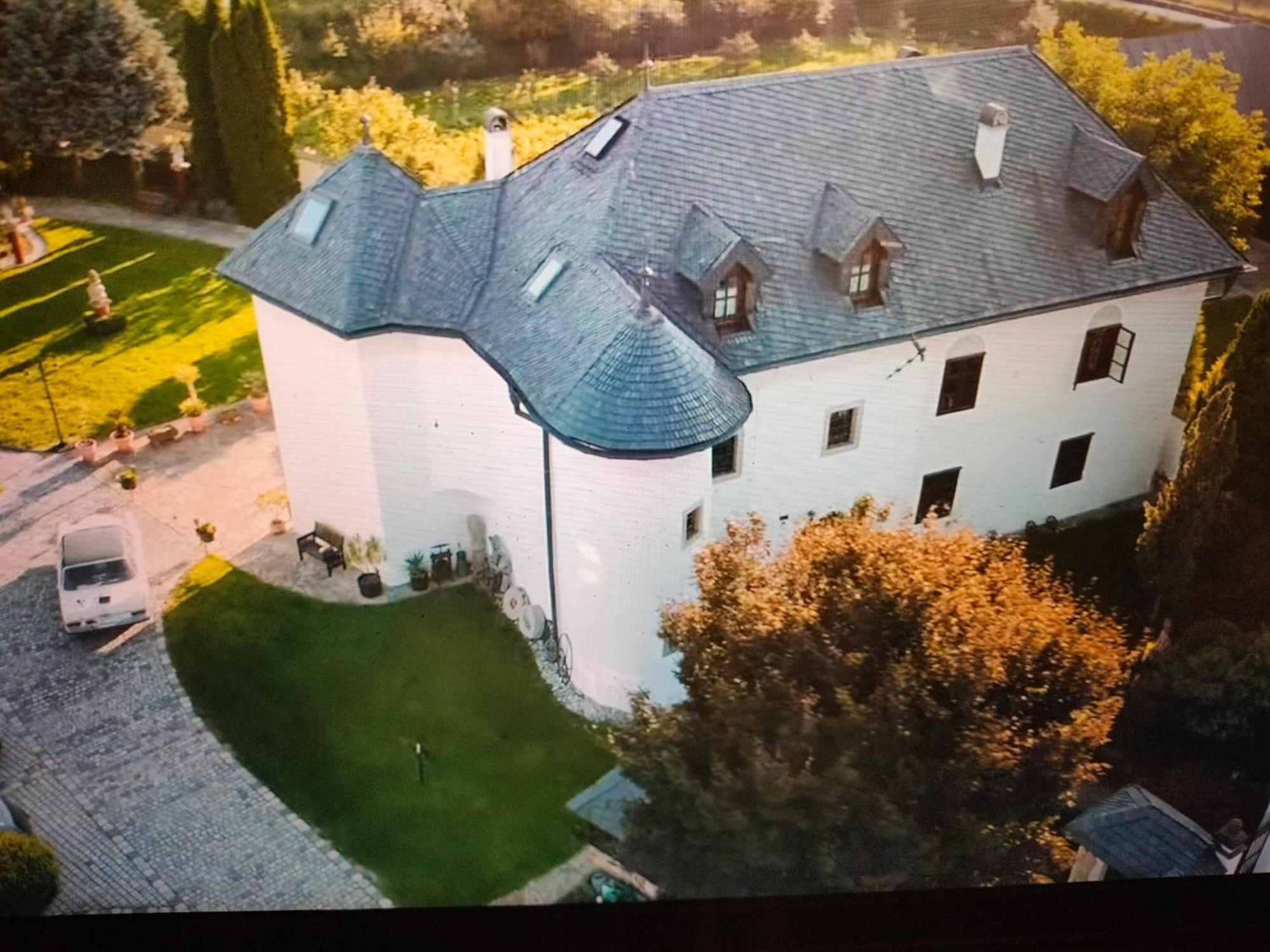 Castle Kastiel Kotesova Apartment Luaran gambar