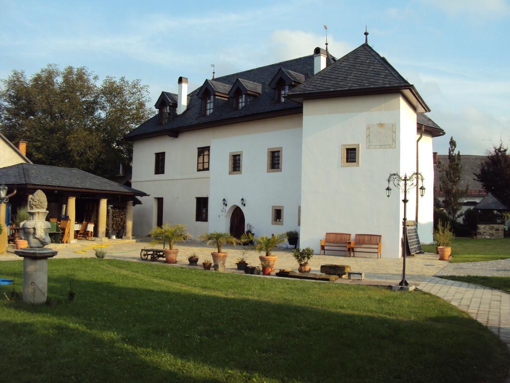 Castle Kastiel Kotesova Apartment Luaran gambar